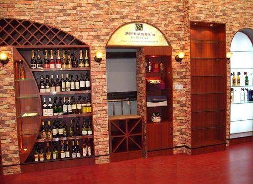 烤漆酒柜